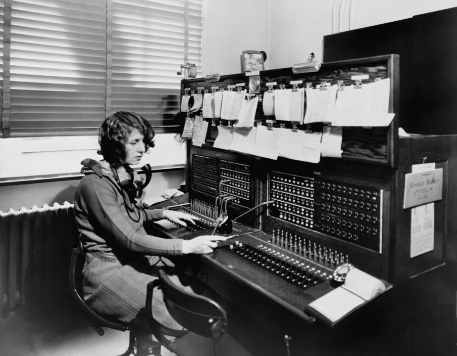 50 most common jobs held by women 100 years ago